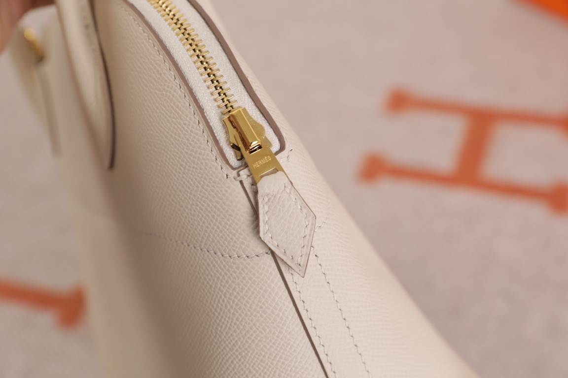 에르메스 볼리드27 나타 화이트 금장 앱송